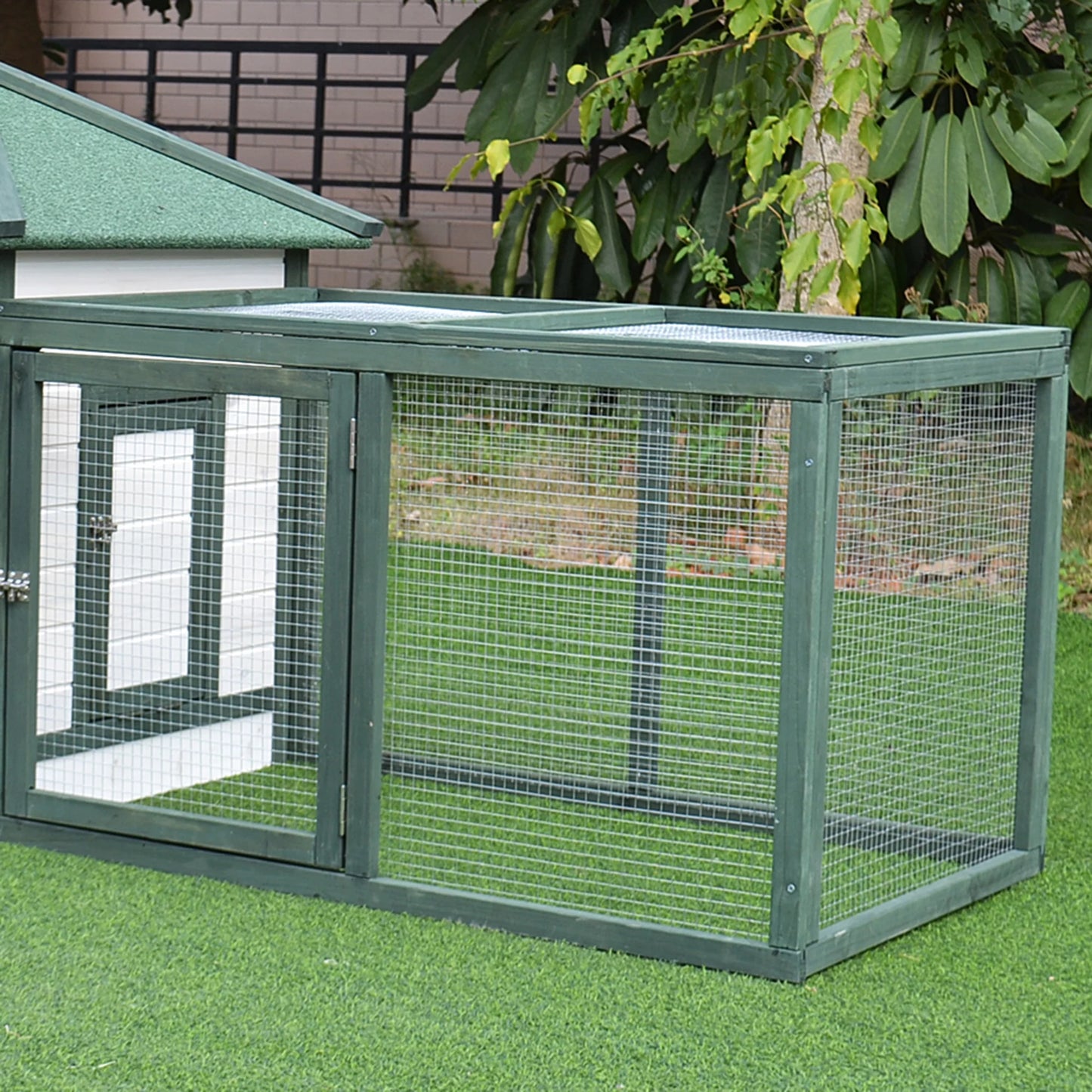 Charming Green Cottage-Style Chicken Coop Hen House for Happy Hens